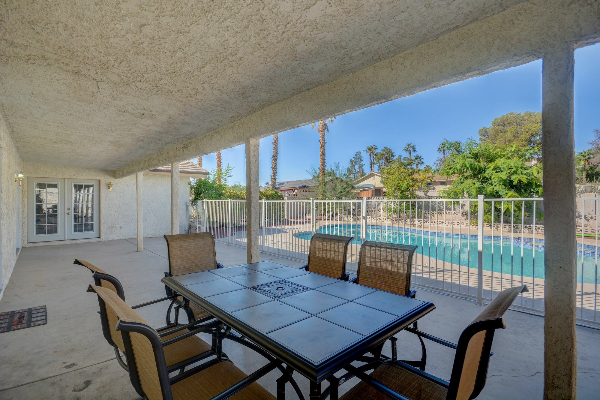 Luxurious 4br House With Large Pool 8min To Strip Apartamento Las Vegas